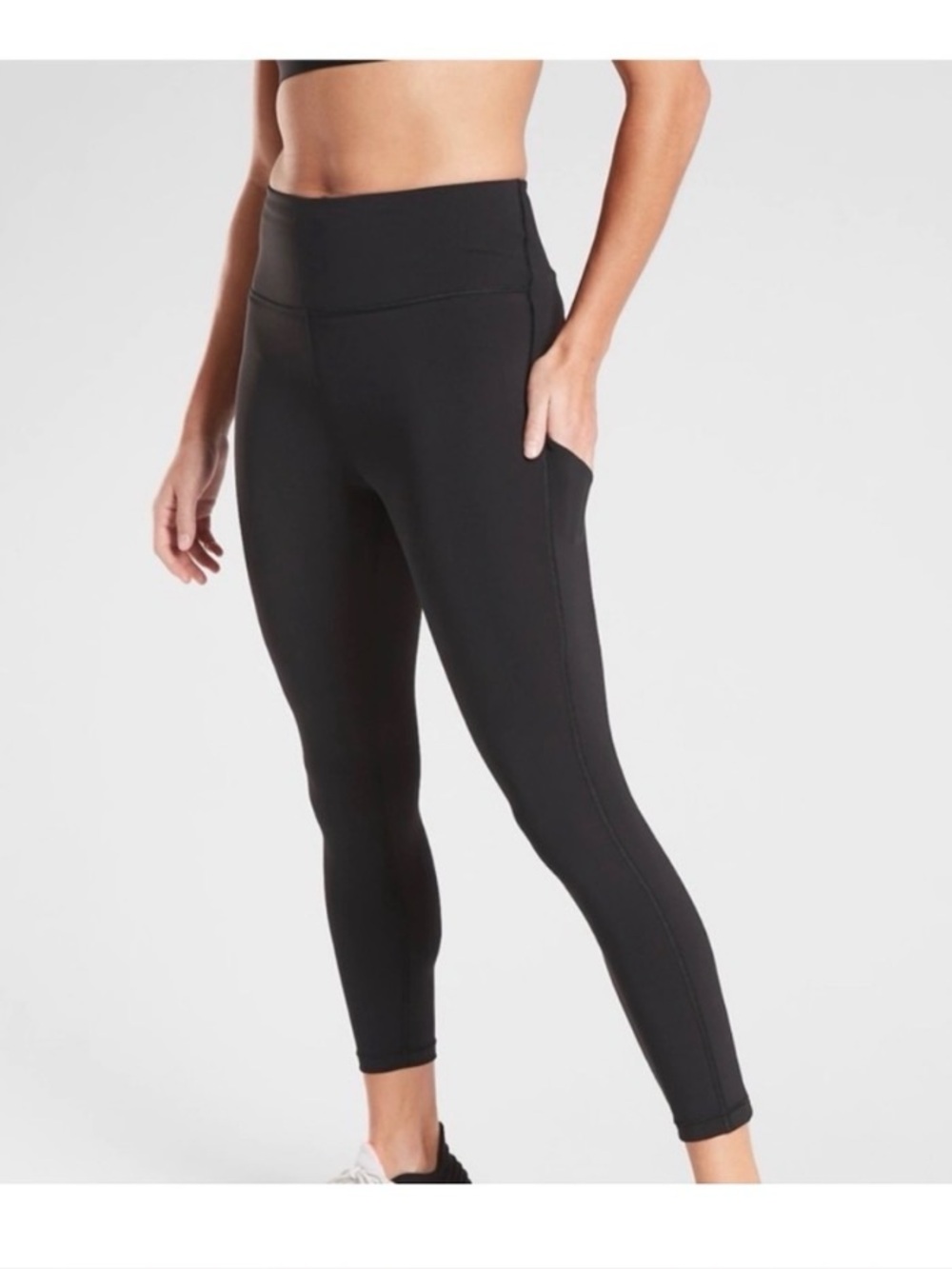 Athleta Ultimate Stash Pocket 7/8 Black Tight